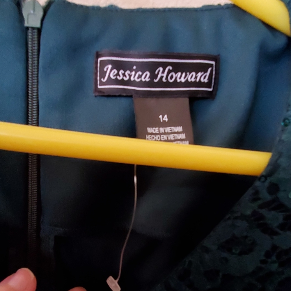 Dress - Picture 2 of 4